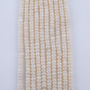 ไข่มุกน้ำจืดธรรมชาติจูจี้ ขนาด 18 ซม. ขนาด 5-6 มม. สีขาวและสีชมพู แบบแบน สำหรับทำเครื่องประดับสร้อยข้อมือ DIY - Product Image 1