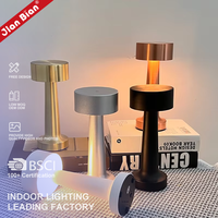 Lampe de table LED rétro de bar à café sans fil à capteur tactile rechargeable Décoration lumineuse de restaurant de luxe personnalisable haut de gamme