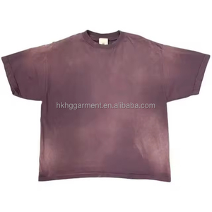 Camiseta Oversize Distressed para Hombre, Estilo Streetwear, con Logo Personalizado, de Gramaje Alto, Vintage, Lavado Ácido, Corte Boxy, Corta y Efecto Desgastado por el Sol - Product Image 3