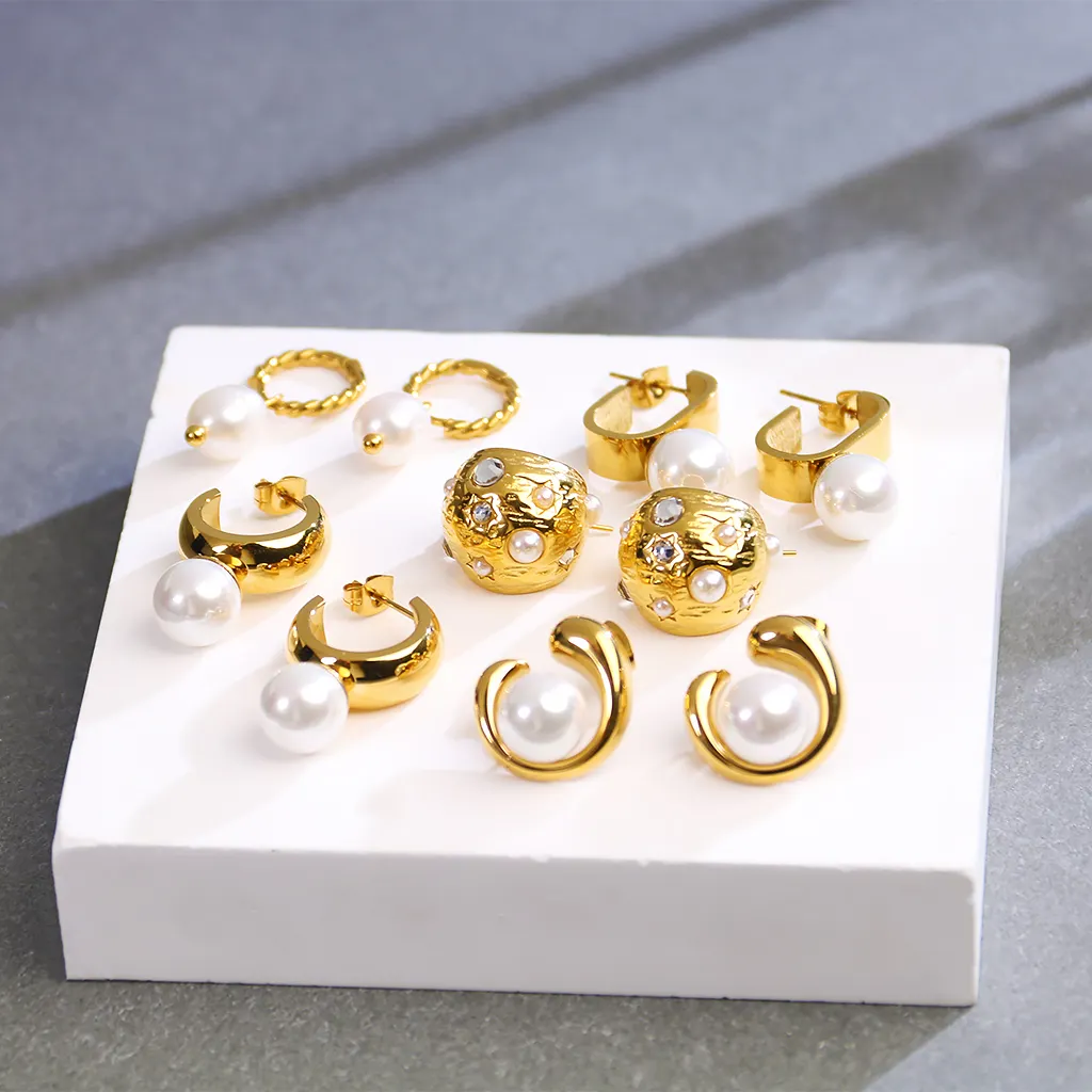 Pearl Earrings Jewelry Manufacturer Elegant Lady Earring Gold Plated Freshwater Pearl Earring For Women Set