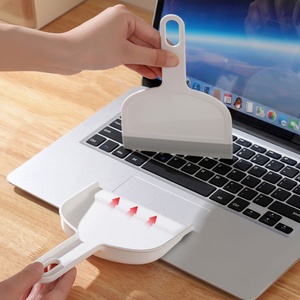 Mini brosse à poussière de bureau, brosse à main pratique pour nettoyer la table, le comptoir, les poils d'enfants et d'animaux, pour la maison et le bureau - Product Image 3