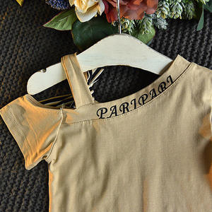 Ropa al por Mayor para Niña, Camisetas Negras Estampadas con Lazo en el Hombro y Pantalones Cortos a Rayas, Conjuntos Hechos en China - Product Image 5