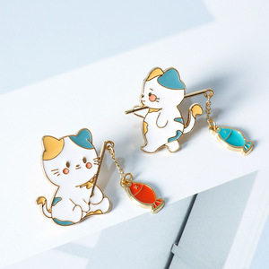 Animal dos desenhos animados Broche Pin para Meninas Coreano Esmalte Doce Gato Broches Peixe Banhado A Diamante Jóias De Casamento Dripping Oil Dress - Product Image 2