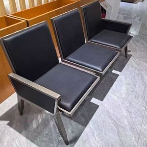 Conjunto de Sillas de Espera Modernas de Cuero PU para Oficina, Muebles Comerciales Duraderos de Diseño Contemporáneo en Color Negro - Product Image 1