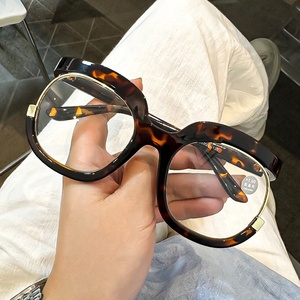 ヨーロッパ系アメリカ人風個性派フクロウ柄トレンドフレーム老眼鏡 女性用 クロスボーダーファッション 大きめブルーライトカット<span class=keywords><strong>HD</strong></span>メガネ - Product Image 4