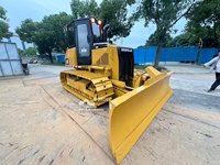 Bouteur sur chenilles hydrostatique d'occasion Cat D5K, faible nombre d'heures, pour nivellement précis, vente de machines