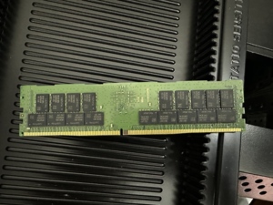 โมดูลแรม 64GB 3200MTS DDR5 TruDDR5 3200MHz (1Rx8 1.2V) RDIMM-SR รุ่น 4X77B14066 02JK971 สำหรับเซิร์ฟเวอร์ - Product Image 5