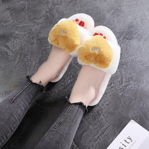 Nouveau femmes maison pantoufles doux fourrure amour coeur chaussures mode chaud en peluche chaussures femme sans lacet appartements femme diapositives - Product Image 2