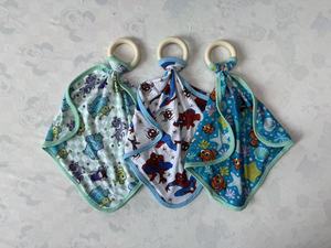 竹纤维毛绒玩具神秘盒卡通人物竹纤维口水巾带可爱人物图案毛绒玩具 - Product Image 5