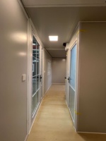 Disponibles en 10FT/ 20FT / 30FT / 40FT, maisons de vacances, hôtels, bureaux, camps et projets d'hébergement temporaire personnalisables