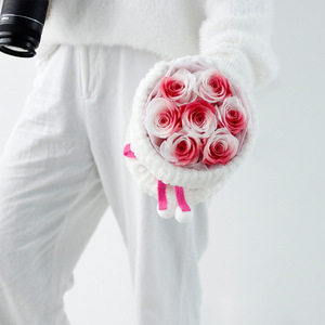 Bouquet de roses séchées, fleurs éternelles, cadeau pour la fête des mères, cadeau d'anniversaire pour fille, cadeau pour la Saint-Valentin, art floral éternel - Product Image 4