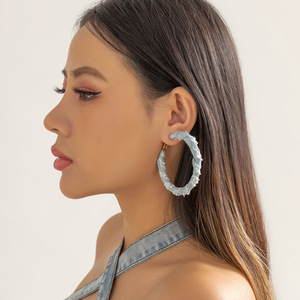 Bohême Chic plaqué or Denim tissu boucles d'oreilles géométriques cerceau déclaration boucle pour les femmes à la mode accessoire de mode - Product Image 1