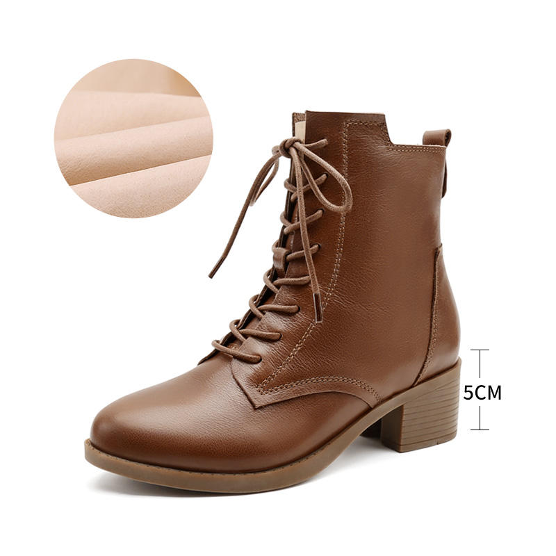 สีน้ำตาล