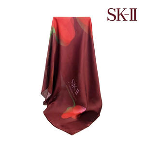 Sciarpa <span class=keywords><strong>in</strong></span> <span class=keywords><strong>Seta</strong></span> 100% a Prezzo Conveniente, <span class=keywords><strong>Foulard</strong></span> Stampato <span class=keywords><strong>in</strong></span> <span class=keywords><strong>Seta</strong></span> di Gelso per Donna - Product Image 4