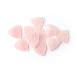 Il triangolo di cristallo di quarzo rosa di alta qualità naturale per la creazione di gioielli di quarzo rosa naturale può essere personalizzato e acquistato alla rinfusa - Product Image 3