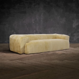 Los sofás elásticos FERLY ofrecen una experiencia táctil lujosa y de máxima calidad. Sofás de estilo moderno para la sala de estar. - Product Image 3