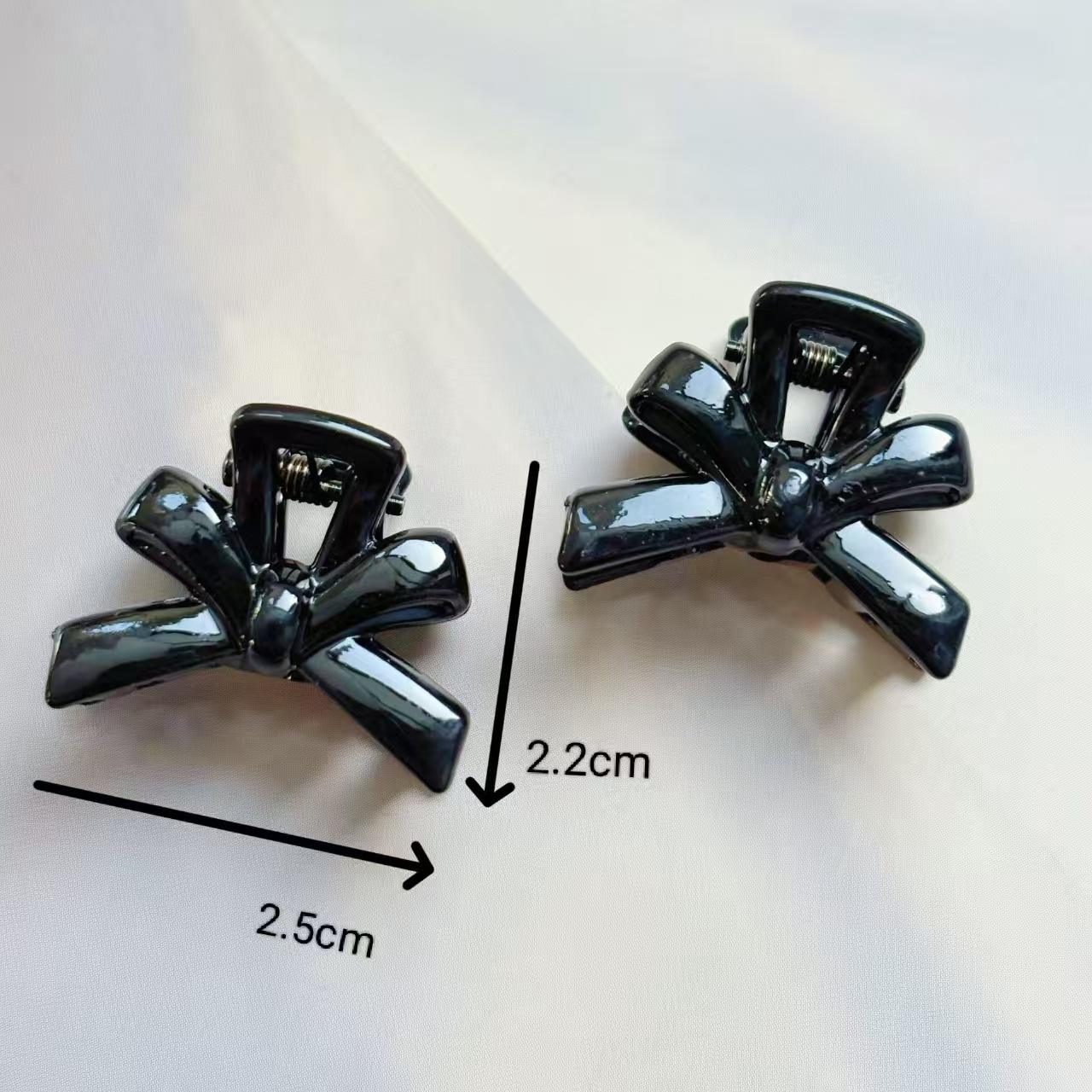 ที่หนีบผมปมผีเสื้อ