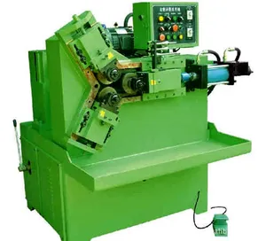Automatische kleine hydraulische CNC-Drei-Rollen Rohrrohr-Rebar-Schraubfaden-Rollmaschine