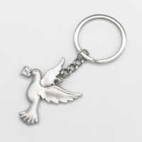 Petit pigeon ornement accessoires collier pendentif voiture pendentif porte-clés anneau paix colombe en forme de porte-clés en métal