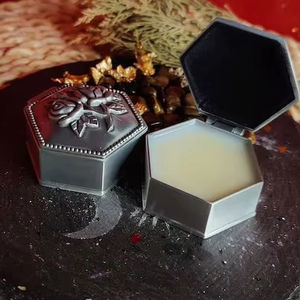 Compact <span class=keywords><strong>de</strong></span> parfum solide avec emballage <span class=keywords><strong>de</strong></span> parfum <span class=keywords><strong>de</strong></span> plaisirs Compact métallique populaire - Product Image 4