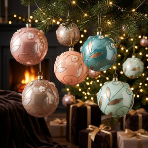 Adornos Navideños Florales Brillantes al por Mayor, Elegantes Adornos con Patrón de Hojas y Enredaderas en 3D para Decoración de Árboles Navideños de Lujo - Product Image 1