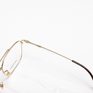 Gafas Rectangulares de Titanio Puro Ultraligeras, Montura Completa Unisex para Adultos, Corrección de Visión, Diseño de Color Sólido - Product Image 3