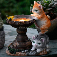 Statue en résine Sculpture d'écureuil de canard d'animal de jardin avec lumière solaire LED Décoration de patio Sculpture extérieure Cadeau de jardinage
