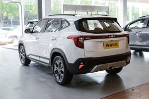 2023 para KIA Seltos Gasolina Usado SUV <span class=keywords><strong>de</strong></span> Alta Velocidad 5 Puertas 5 Asientos Bajo Precio Depósito $<span class=keywords><strong>4000</strong></span> Coche <span class=keywords><strong>de</strong></span> <span class=keywords><strong>Segunda</strong></span> <span class=keywords><strong>Mano</strong></span> Volante a la Izquierda Oscuro R16 - Product Image 4