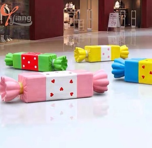 Escultura de Resina y Fibra de Vidrio de Diseño Personalizado, Exhibición de Dulces Práctica para Decoración de Interiores, Banco para Centro Comercial, Artesanía - Product Image 2