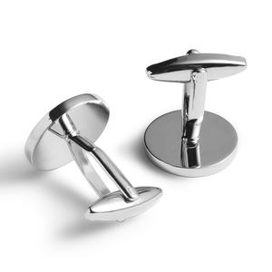 Camisa de Esmoquin con Diseño Único en Blanco y Negro y Mancuernillas, Precio Económico Directo de China - Product Image 4