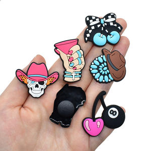 รองเท้าไม้ PVC รูปการ์ตูนประดับอัญมณีสำหรับงานปาร์ตี้คาวบอยคาวบอยตามสั่งใหม่ - Product Image 4