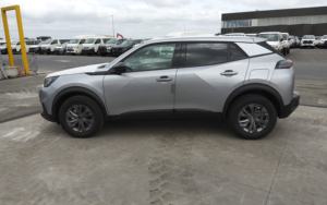 VENTES CHAUDES pour Peugeot <span class=keywords><strong>2008</strong></span> Active 1.2L <span class=keywords><strong>Essence</strong></span> Automatique d'occasion - Product Image 5