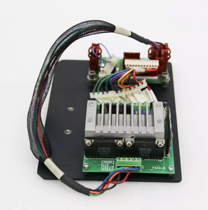 Nuevo Conjunto de Controlador de Motor AC de 5 Fases con CSD5814N-T - Product Image 3