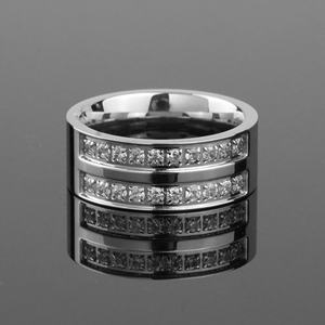 Anillos de Moda de Acero Inoxidable Estilo Japonés y Coreano, con Dos Filas de Diamantes Incrustados, Superficies Curvas Exteriores, Anillos Personalizados - Product Image 2