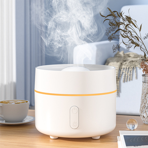 Difusor de aceite esencial con mini humidificador ultrasónico USB al por mayor con luz LED para oficina, dormitorio, uso silencioso, generador de niebla aromática - Product Image 1