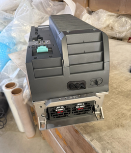 Variador de Frecuencia (VFD) SINAMICS PM240-2 IP20-FSB-A 6SL3210-1PB15-5AL0 6SL3210-1PB13-8AL0 6SL3210-1PE23-8UL0 6SL3210-1KE11-8UF2 completamente nuevo - Product Image 1