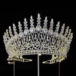 Vente flash : Couronne de mariée surdimensionnée de style européen, américain et coréen, en zircon et cuivre, avec mini éléments scintillants, pour princesse et mariage - Product Image 3