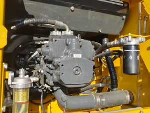 Excavadora Komatsu de segunda mano para construcción, precio económico, componentes básicos, incl. Motor y engranaje - Product Image 5