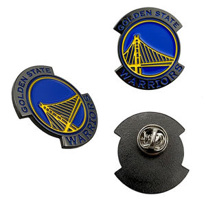 Venta directa de fábrica Anime lindo chapado en oro suave sombrero solapa Pin Metal duro coche insignia esmalte Pin regalo personalizado - Product Image 2