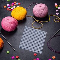 78119 4 \ "X 4 \" feuilles de toile en plastique carrées pour broderie tricot Crochet-pour bricolage artisanat projets d'artisanat