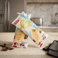 Popsicle au lait de datte rouge sucré, riche et crémeux avec vraie spirale de jujube pour la vente en gros aux pâtisseries