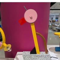 Lampe de table minimaliste recommandée par un designer Oiseau Géométrique Salon Chambre d'enfant Lampe de dessin animé créative colorée