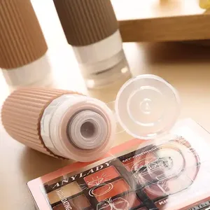 Bouteille de voyage en plastique portable anti-fuite avec logo personnalisé, nouveau design, 90 ml/3 oz, kit de bouteilles de voyage en silicone rechargeables pour articles de toilette - Product Image 2