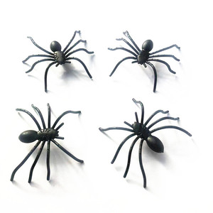 Petite araignée noire, jouet farfelu, figurine personnalisée, jouets en plastique, bricolage, décoration pour Halloween et le Poisson d'avril - Product Image 3
