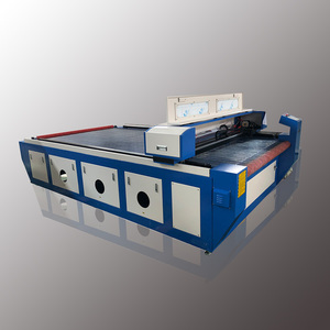 Láser cuántico 1325 100W 130W 150W 300W Cama de <span class=keywords><strong>corte</strong></span> láser CO2 de alta precisión con cremallera doble y piñón para material no metálico - Product Image 3