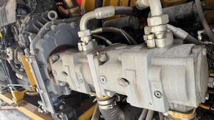 Grúa Móvil Todoterreno Usada SANY SAC4000S SAC4000C8-8 SAC4000 400T con Motor y Bomba para Trabajos de Construcción, Modelo 2020 - Product Image 4