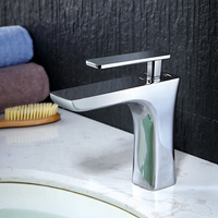 Robinet de lavabo moderne KEDAH en laiton chromé avec cartouche céramique, mitigeur eau chaude/froide, poignée unique, monotrou, à poser sur le comptoir