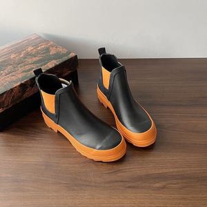 Bottes de pluie Chelsea légères et imperméables en caoutchouc pour femme YL3629 - Product Image 2