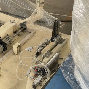 Machine d'emballage en ligne robuste pour film étirable, idéale pour le transport de palettes lourdes - Product Image 5
