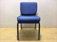 Chaise d'église empilable en métal avec logo, idéale pour banquets, événements et écoles – Prix de gros avantageux